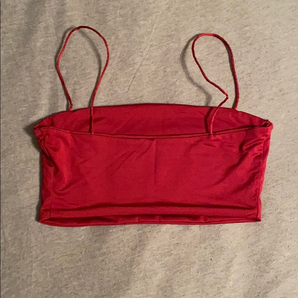 red cropped tank top - Picture 2 of 2